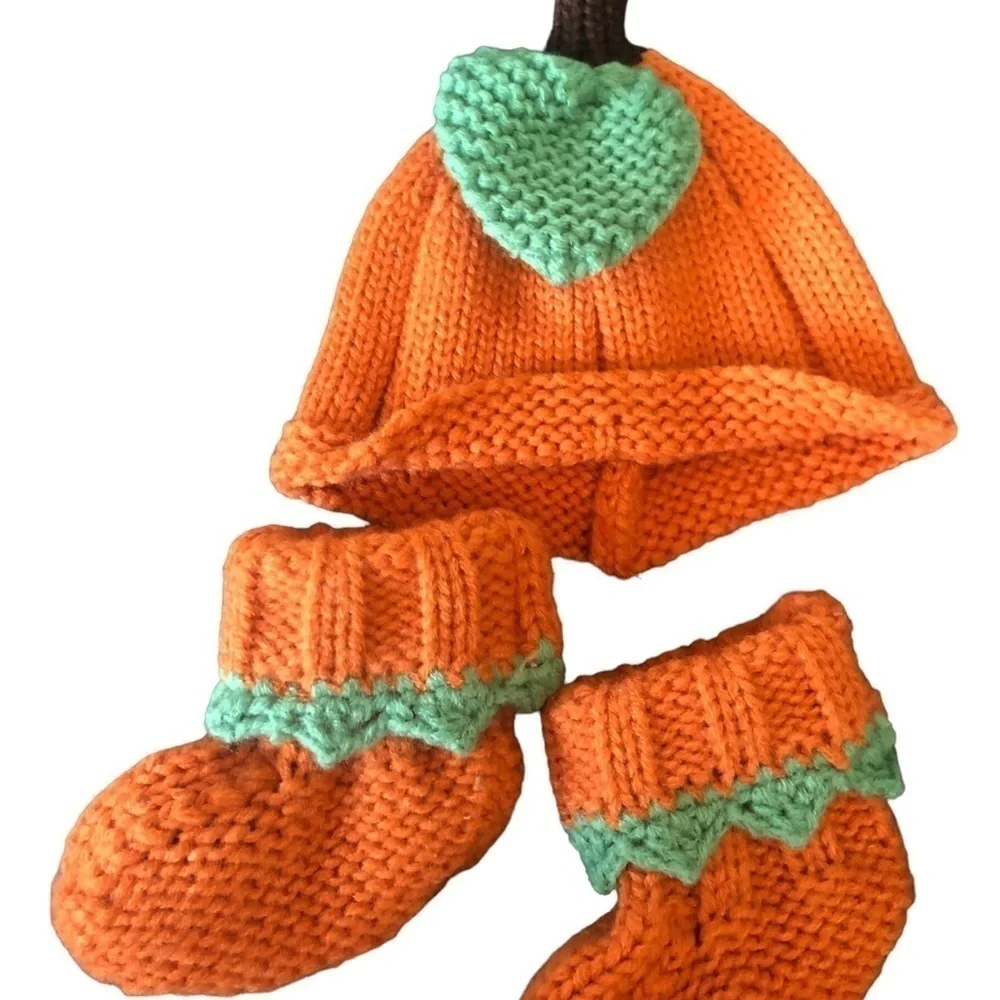 Newborn Fall Pumpkin Patch Photo Shoot Session Beanie Booties Leather Bootie NB